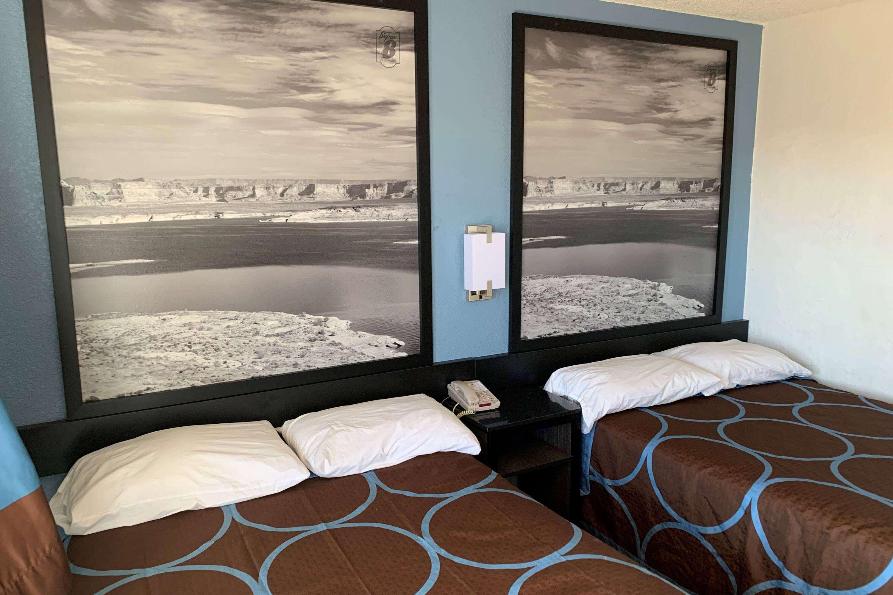 Super 8 By Wyndham Phoenix West מראה חיצוני תמונה